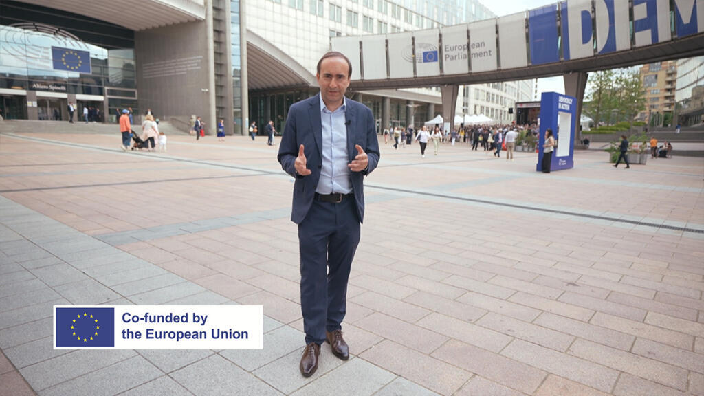 Meet your MEP! Behind the scenes of the European Parliament