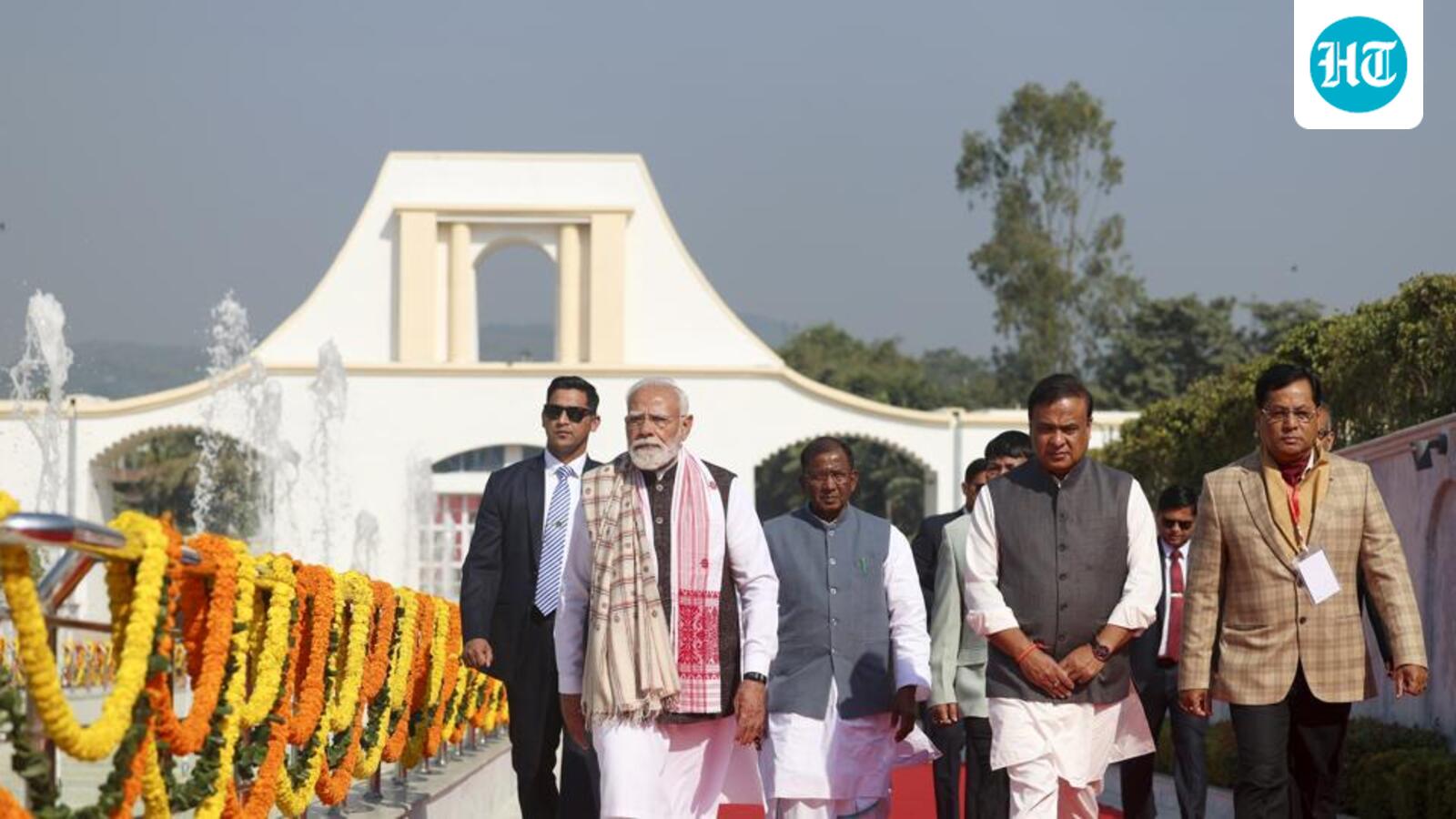 Cong backs infiltrators for votes: PM in Assam