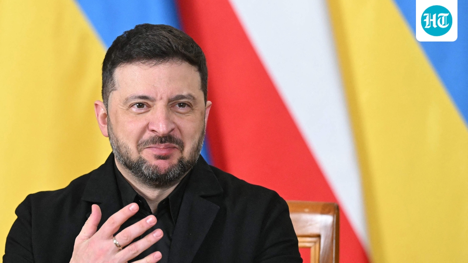 Zelensky meets US envoys, discusses Ukraine peace plan