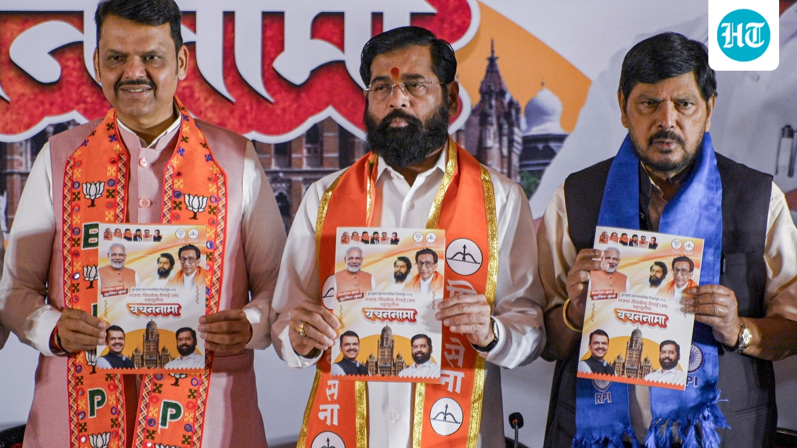 Fadnavis's roadshow, Thackeray cousins' reunion as poll battle rages | Maharashtra local body poll highlights