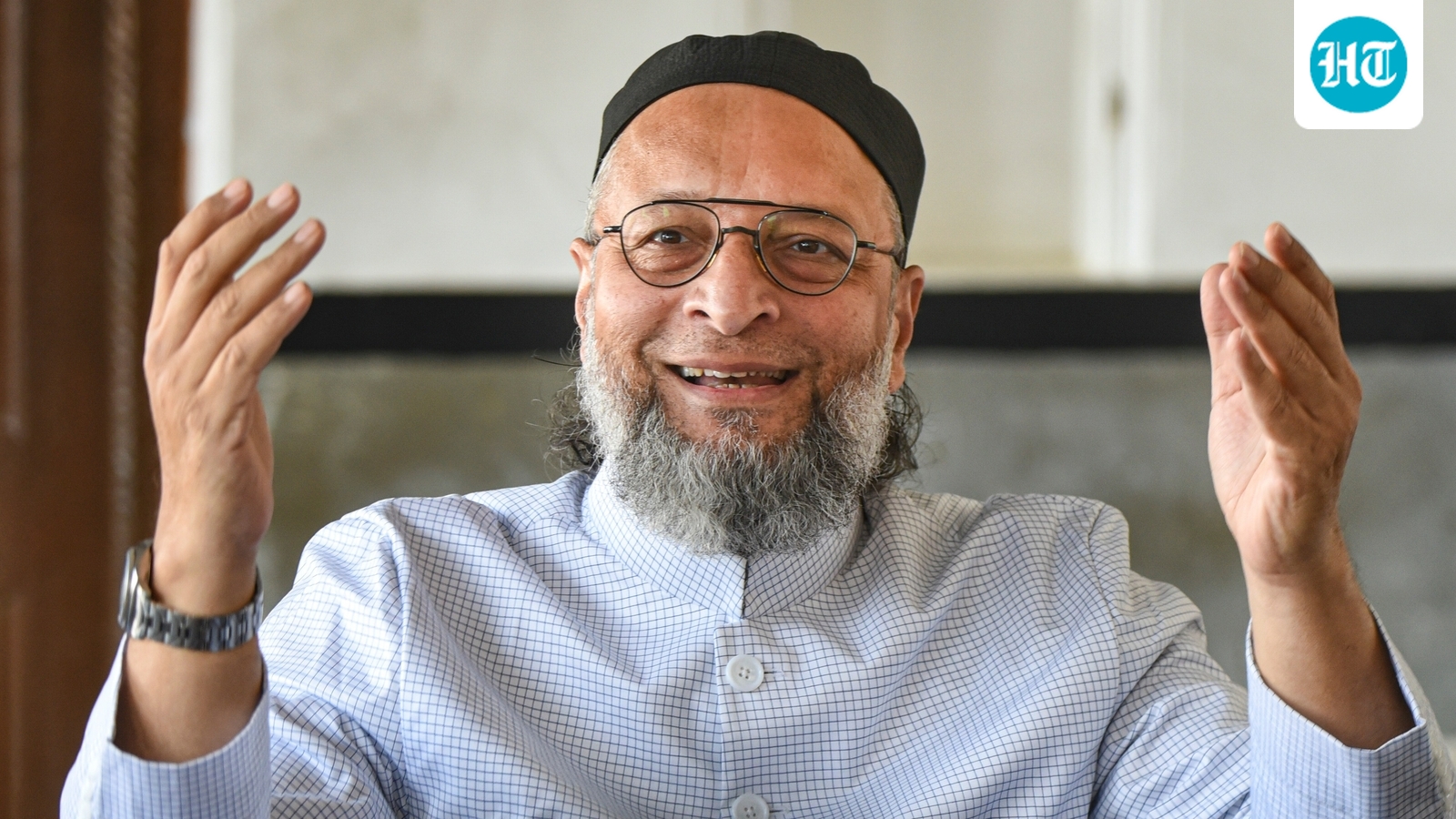 Vande Mataram cannot be treated on par with national anthem: Owaisi