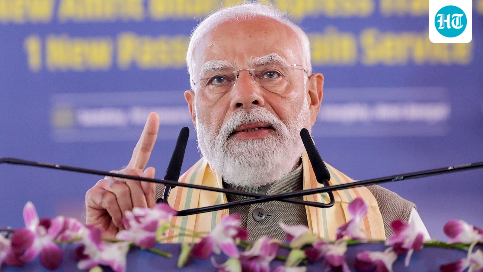 'We put up Netaji's statue, gave respect to Bangla': PM Modi makes cultural pitch to counter TMC's 'outsider' attack