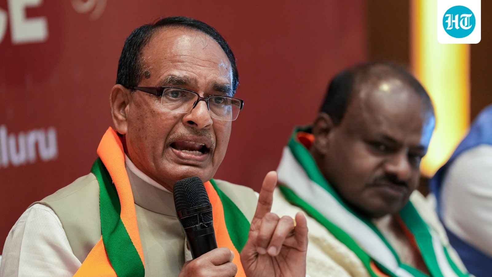 Shivraj Chouhan directs officials to achieve target of creating 6 crore 'Lakhpati Didis'