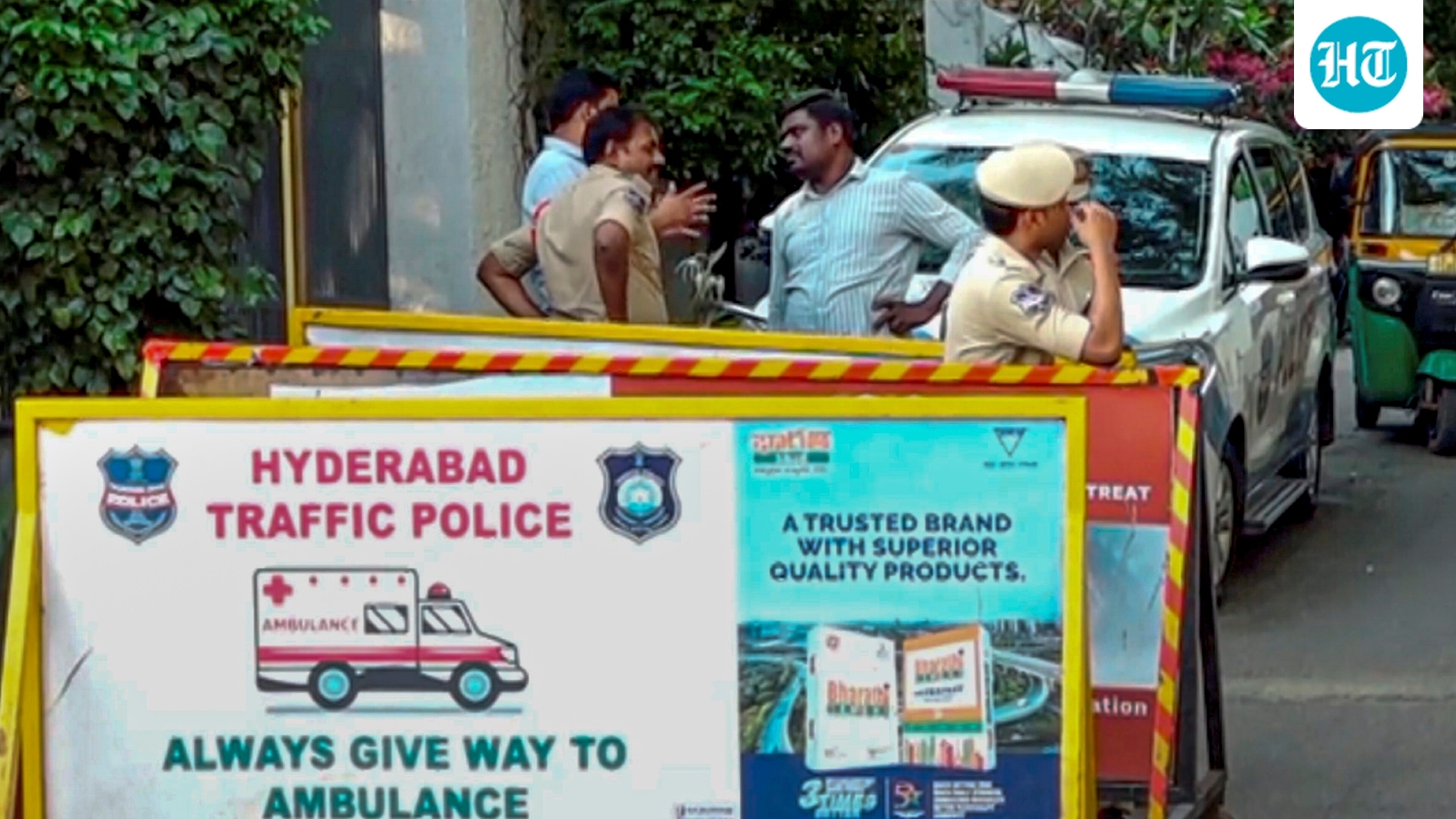 NSUI workers protests against Assam Police's action at Pawan Khera's residence