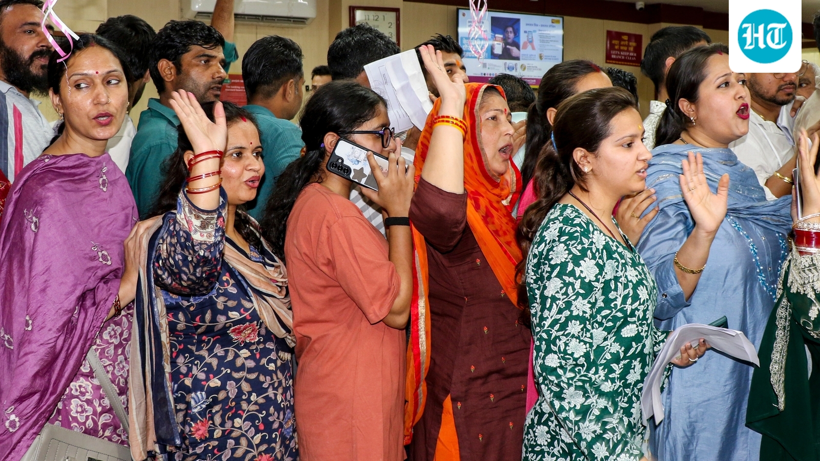 Amarnath Yatra sees 25,000+ registrations as J-K chief secretary reviews preparations