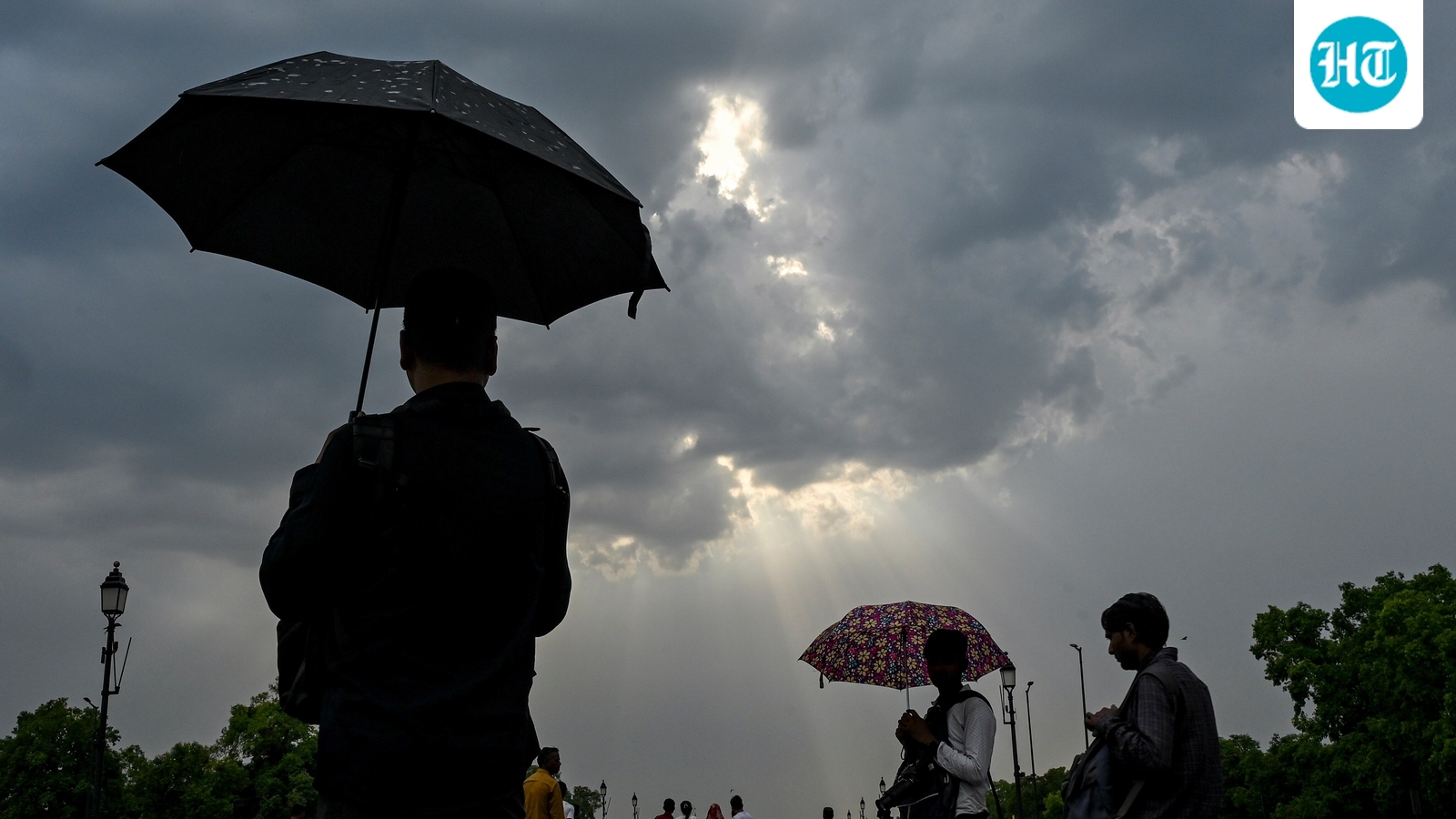 Orange alert in Delhi over next 2 hours, rain, strong winds of upto 50 kmph on cards
