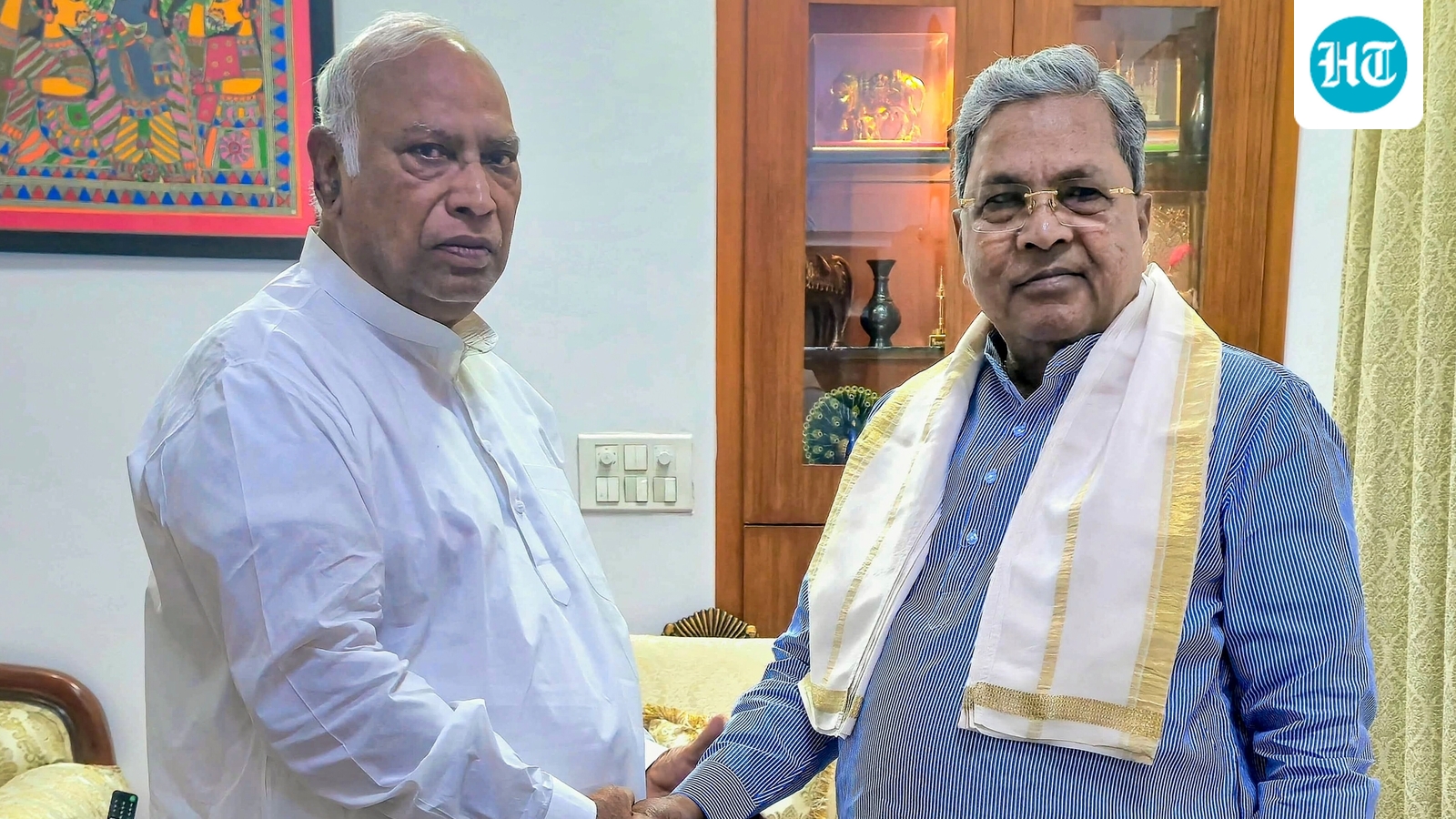 Hectic parleys continue inside Congress for new Karnataka cabinet after Siddaramaiah exit