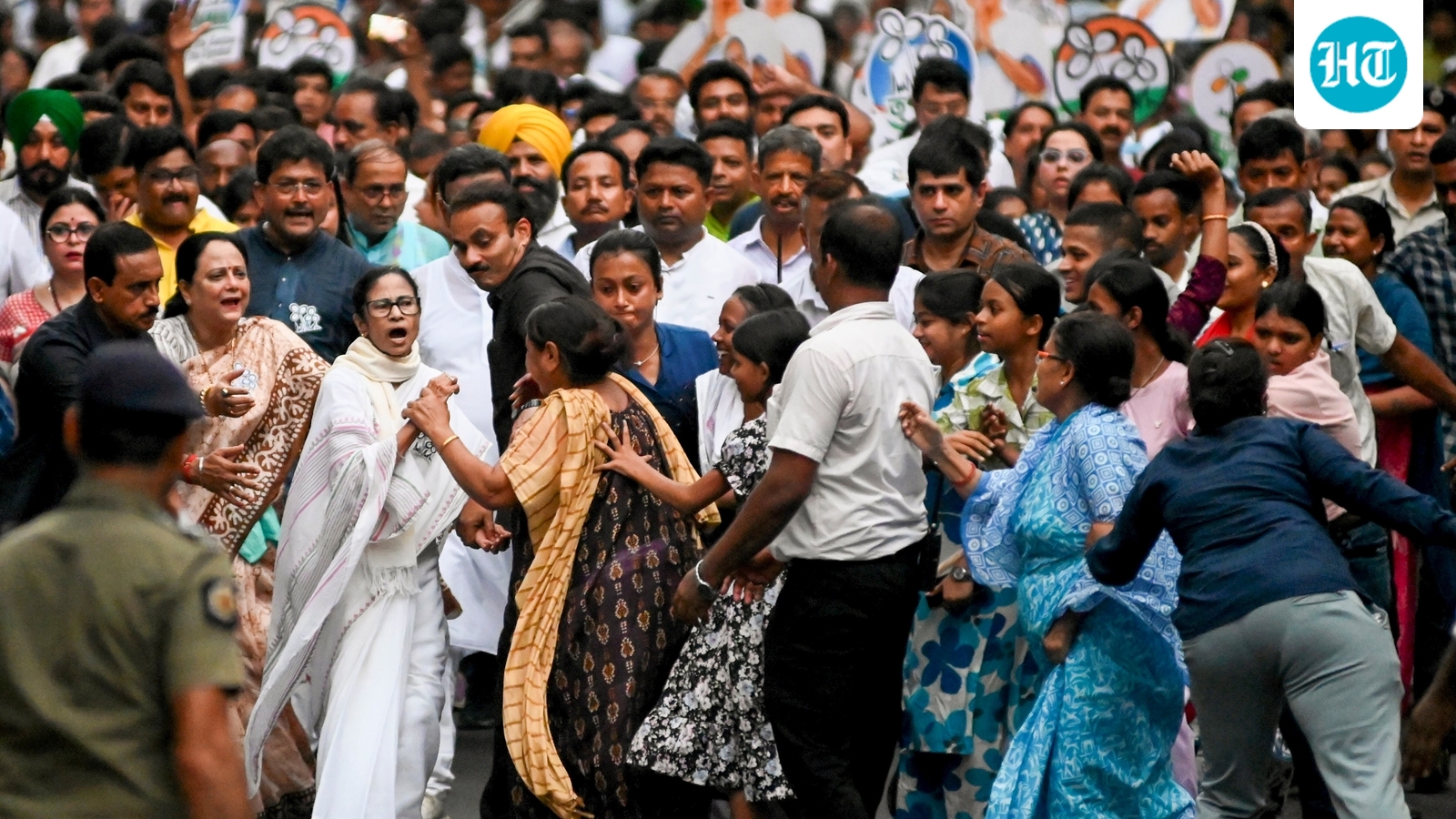 Party has left the building: The rise of parallel politics in Bengal