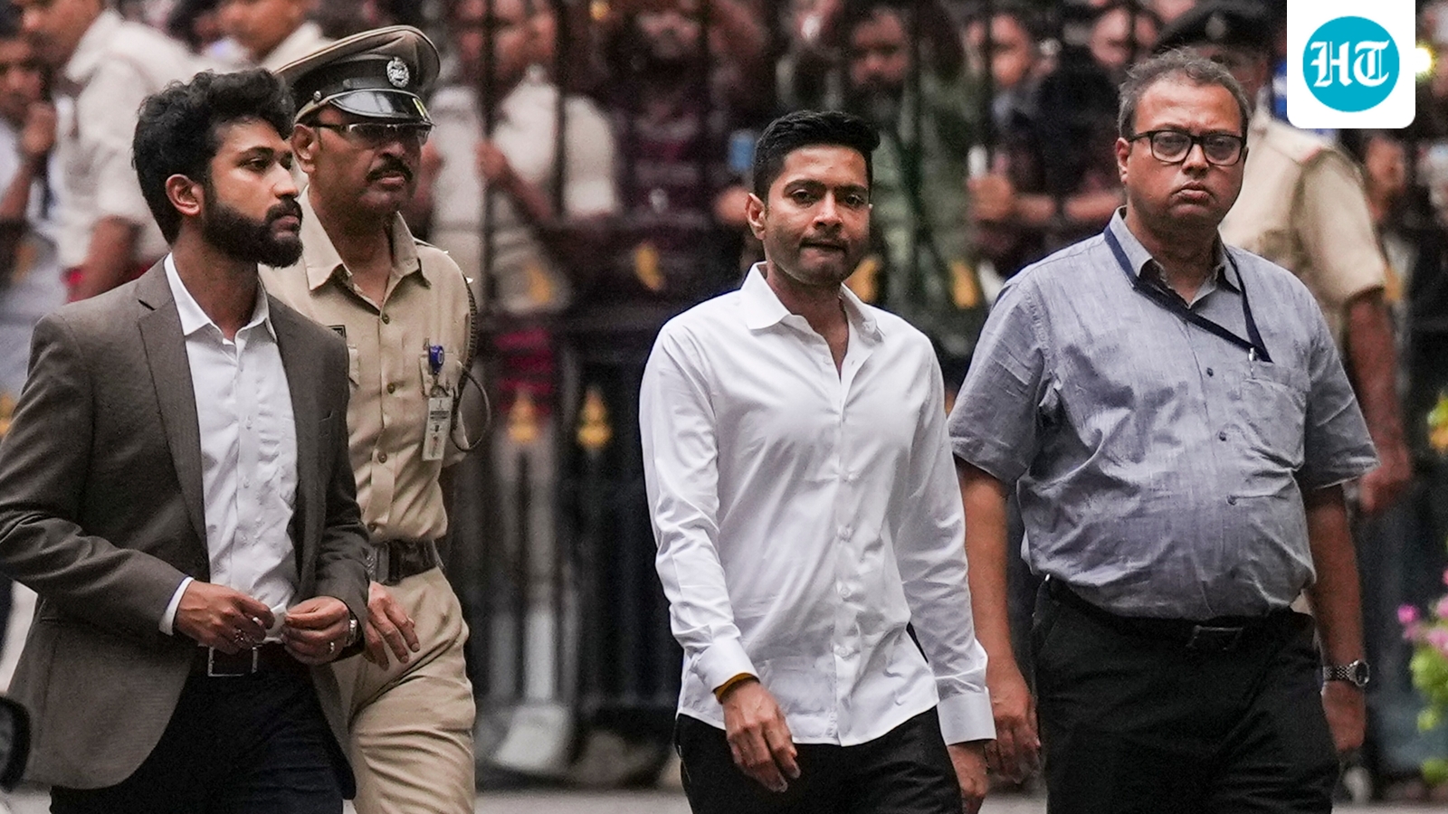 Defamation suit: Madhya Pradesh HC lifts stay on arrest warrant against Abhishek