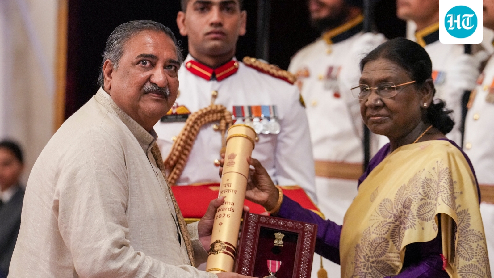 Satish Shah's cousin receives late actor's posthumous Padma Shri from President in emotional moment: ‘Wish he was here’