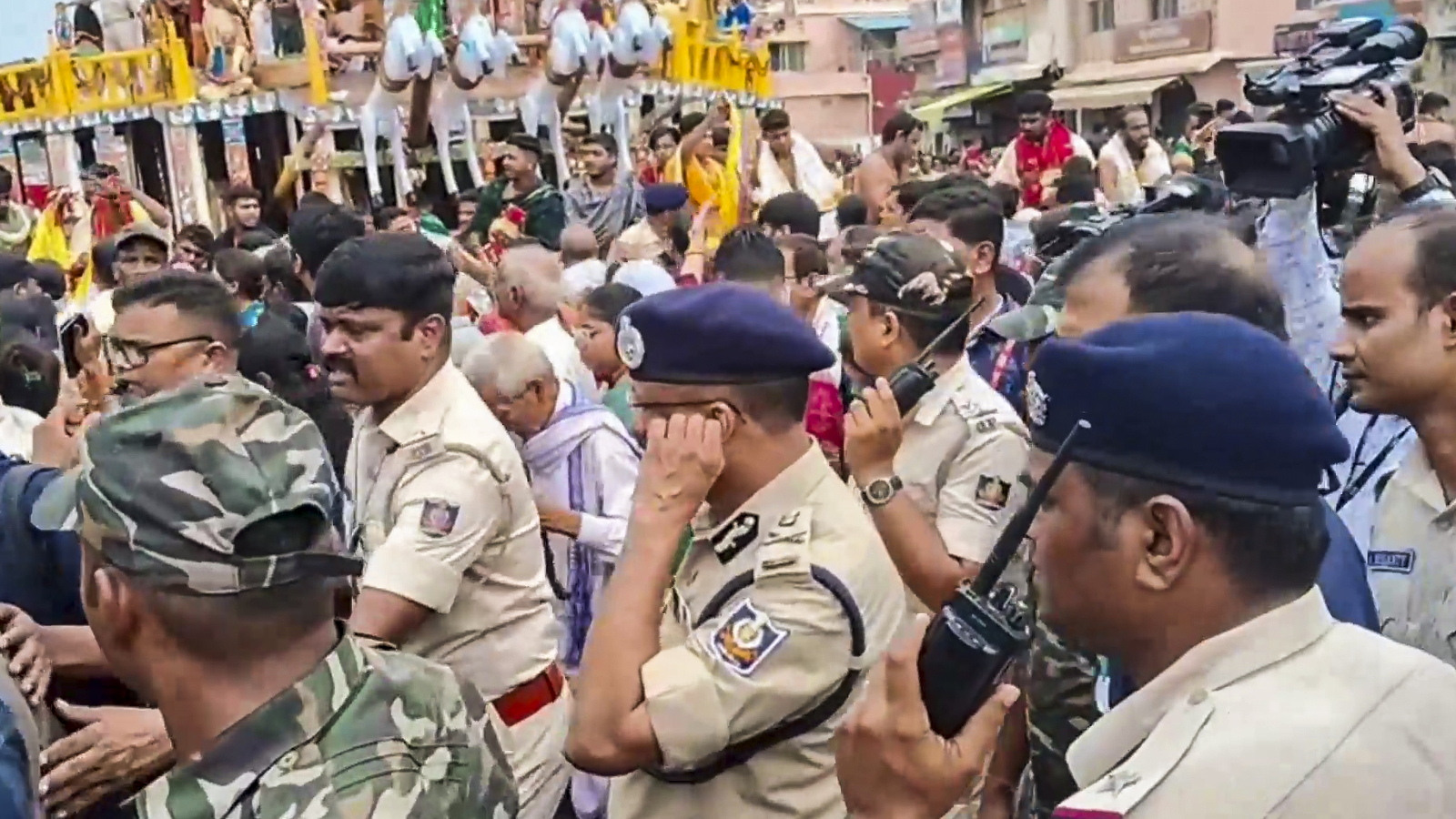 Puri Yatra stampede: Cops suspended, officials transferred, probe ordered | 10 points
