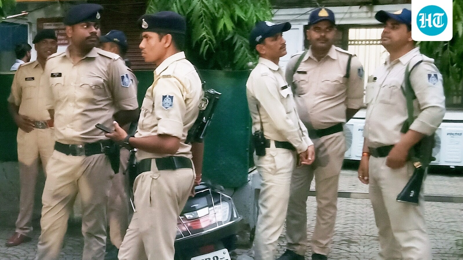 9 dead as tractor carrying Durga idols plunges into lake in MP's Khandwa