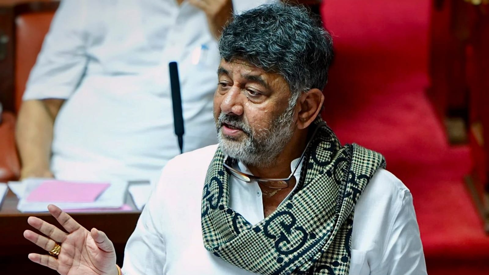 Karnataka deputy CM Shivakumar calls himself a 'rock', says people may shape him