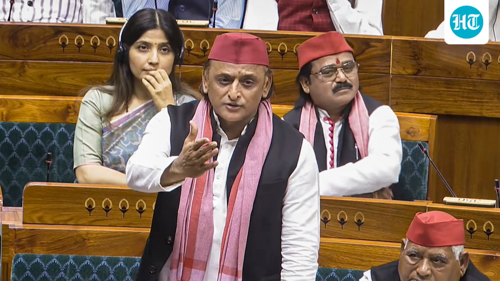 Parliament winter session live updates: Akhilesh Yadav calls EC ‘biased’, agrees with Congress' demands