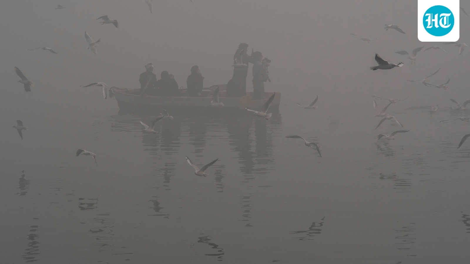 Delhi AQI highlights: Capital chokes under ‘severe plus’ air, two stations record 500 AQI