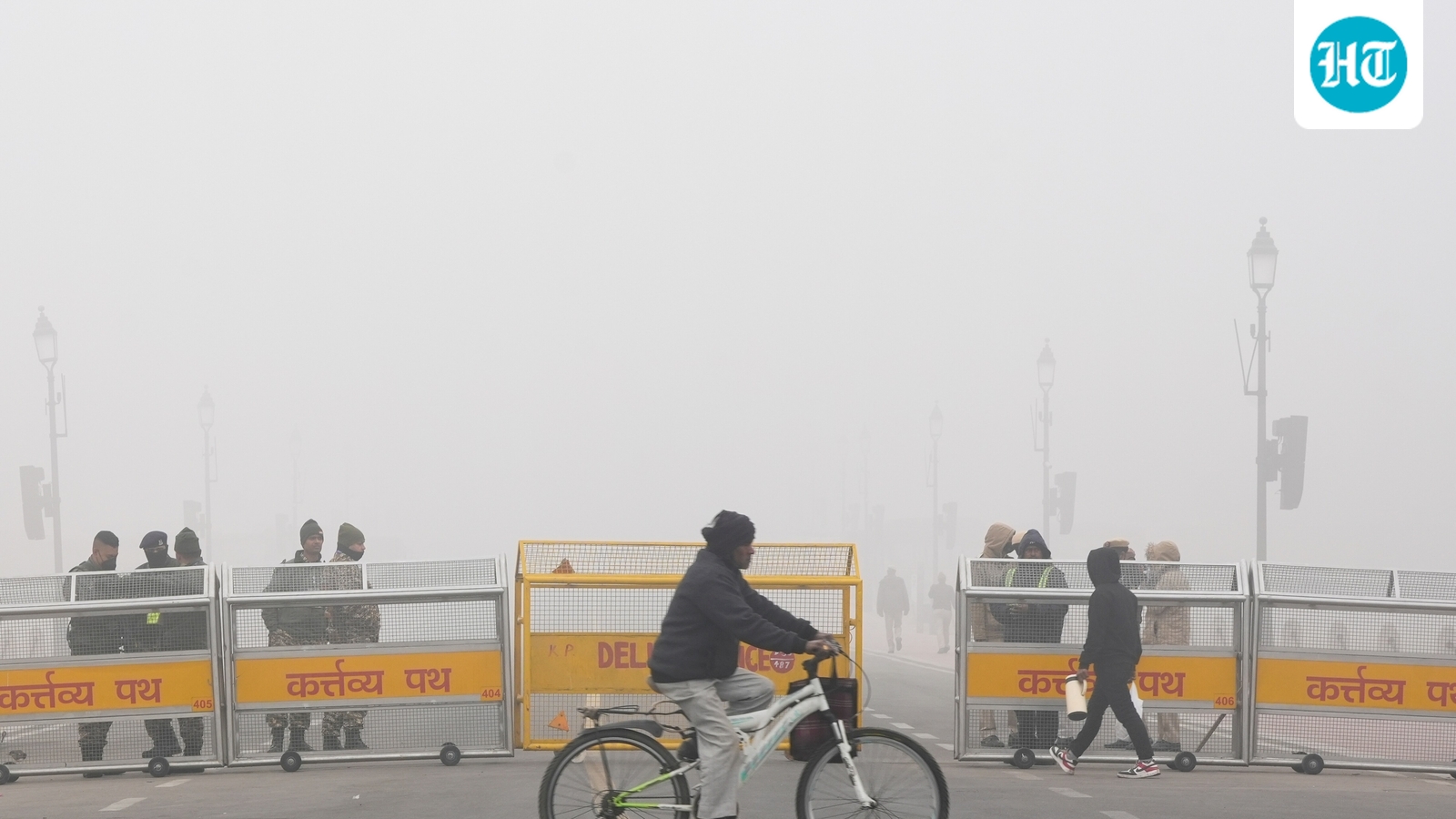 Delhi AQI slips into severe category as cold weather and dense fog disrupt daily life; Netizens express frustration