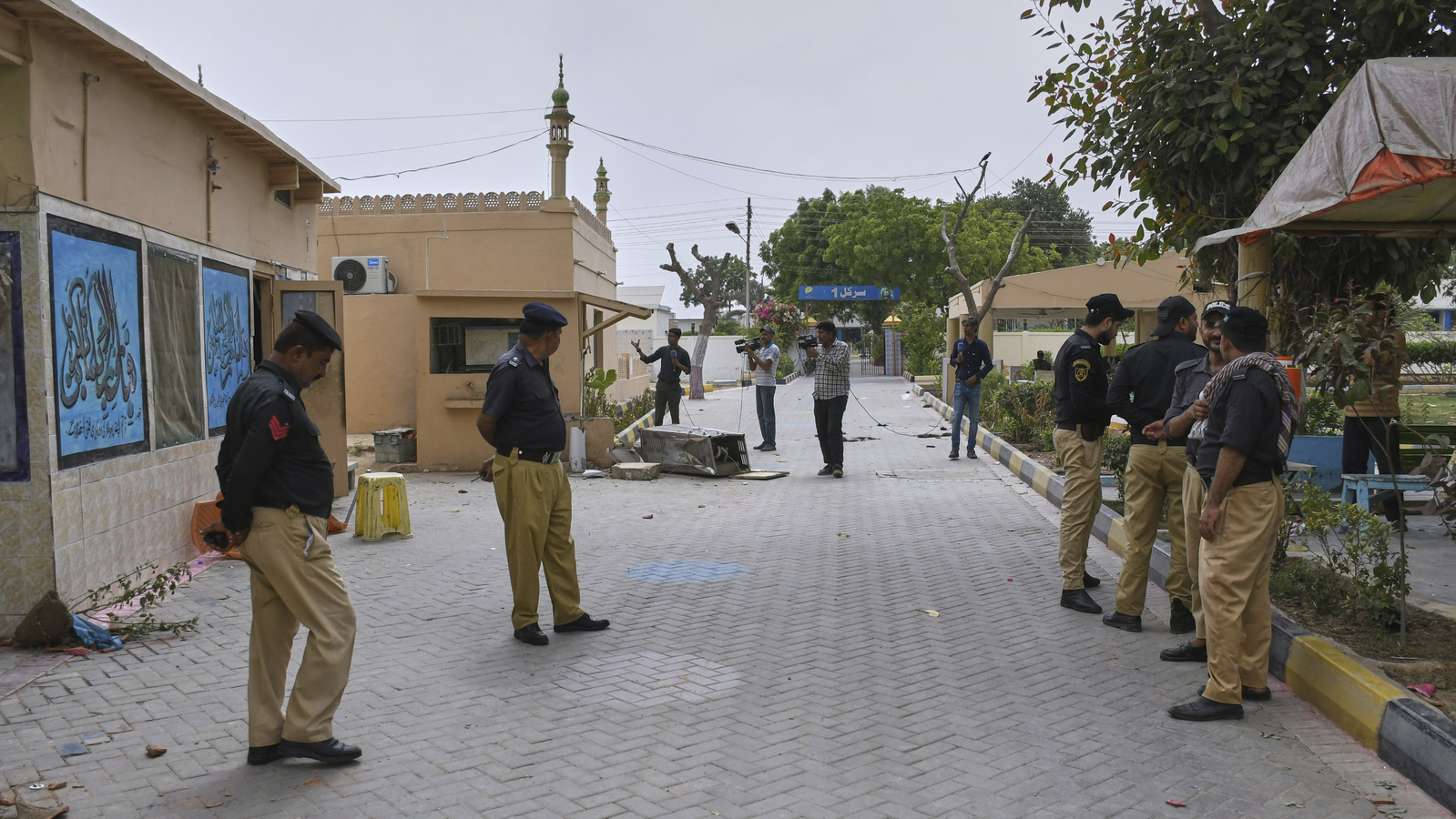 Pakistan blames India for suicide car bomb attack, New Delhi responds with contempt