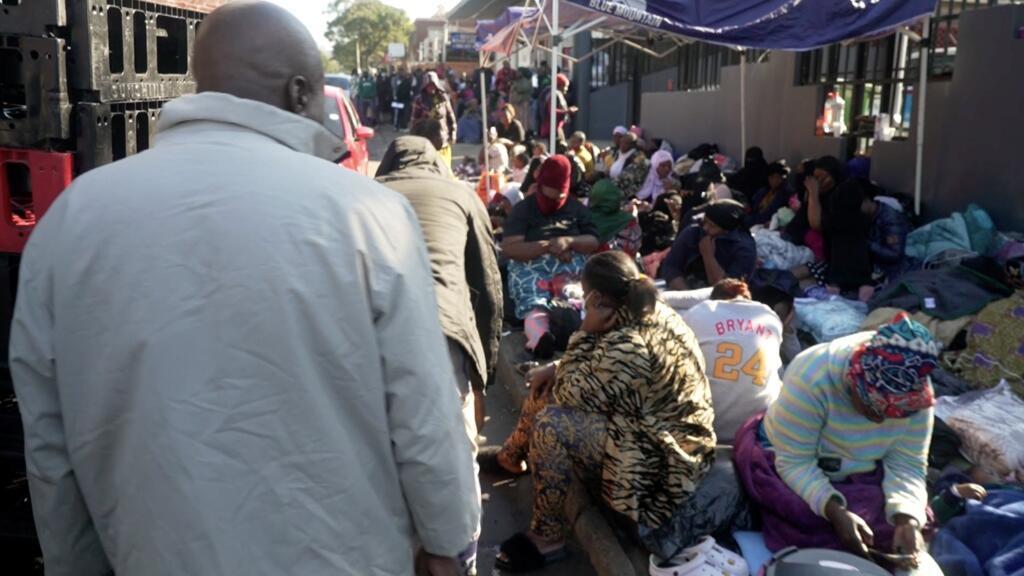 Thousands of foreign nationals leave South Africa ahead of June 30 'deadline'