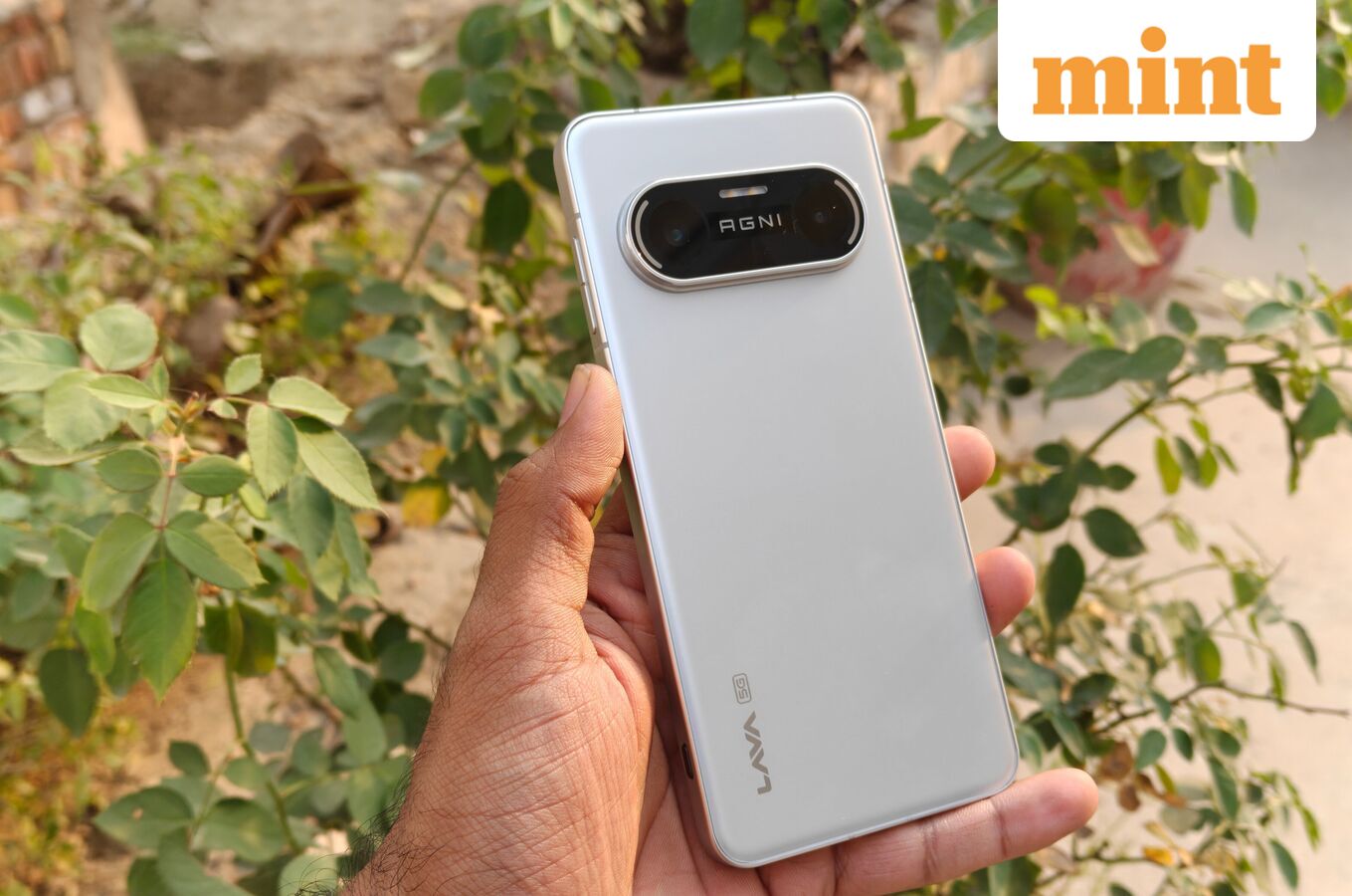 Best 5G phones under  ₹25,000 (Dec 2025): Lava Agni 4, OnePlus Nord CE 5, and more