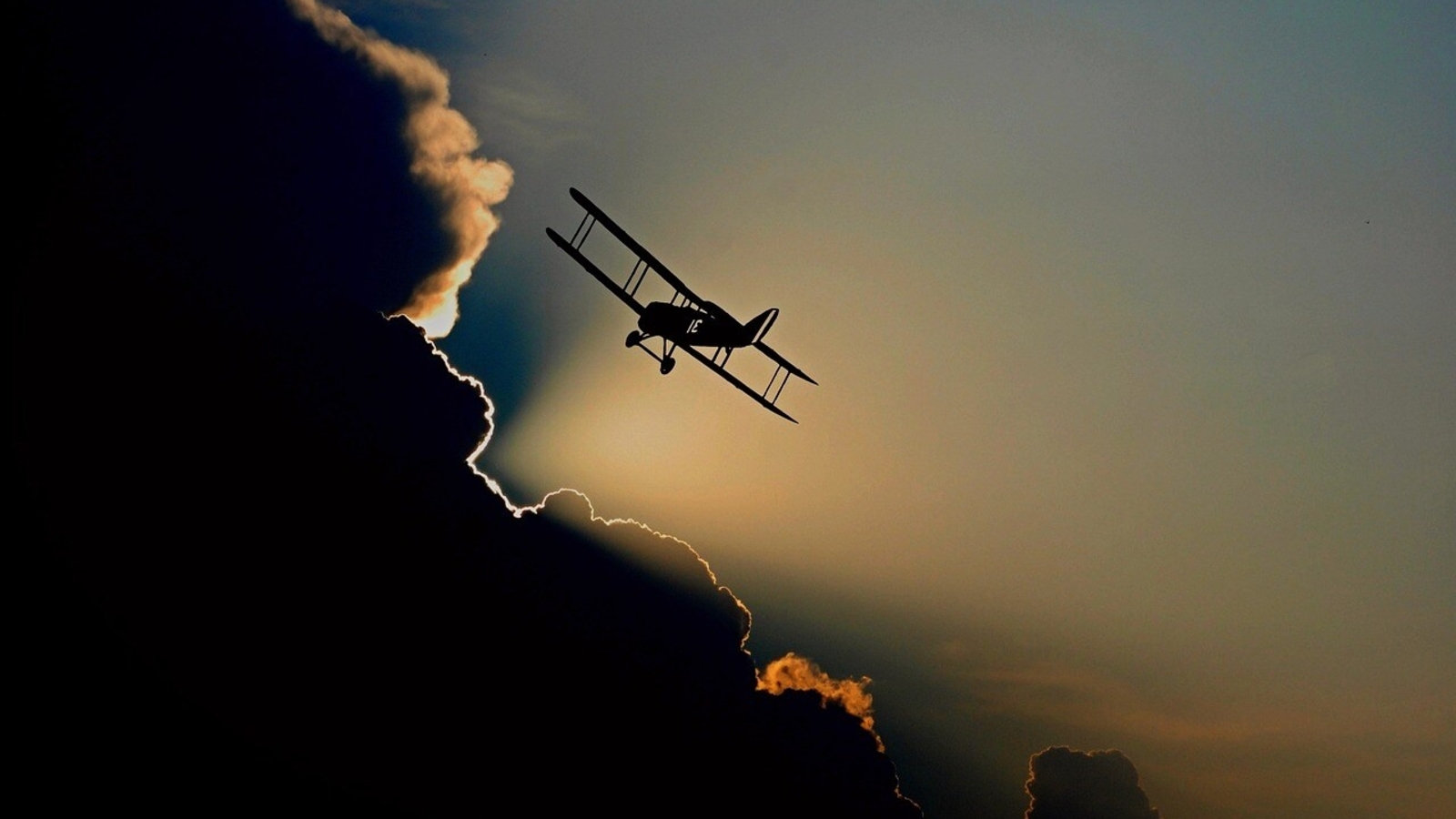 Galveston Bay plane crash update: Mexican military medical aircraft goes down near Houston amid foggy weather