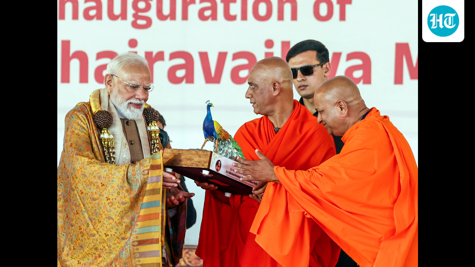 Modi lays out nine-point civic agenda during Mandya visit