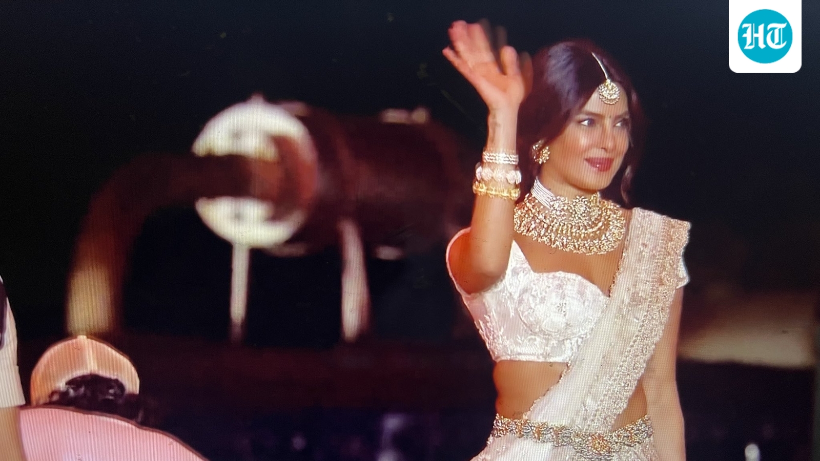‘Thagala pettedama?’: Priyanka Chopra whips Mahesh Babu's fans into frenzy at Varanasi event