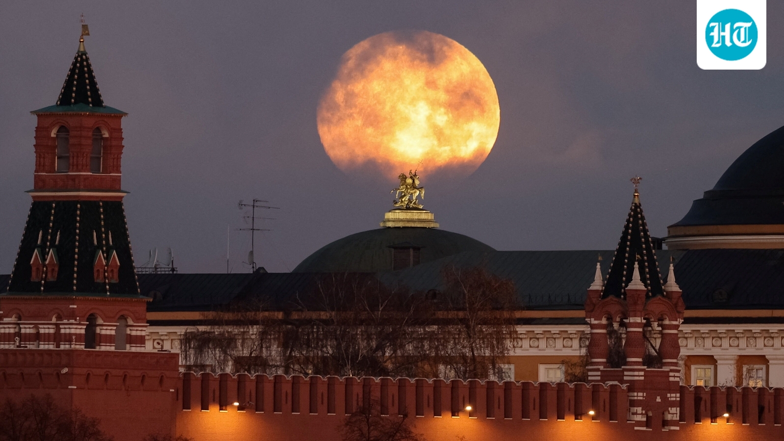 Russia plans to build a nuclear power plant on the Moon. Here's why