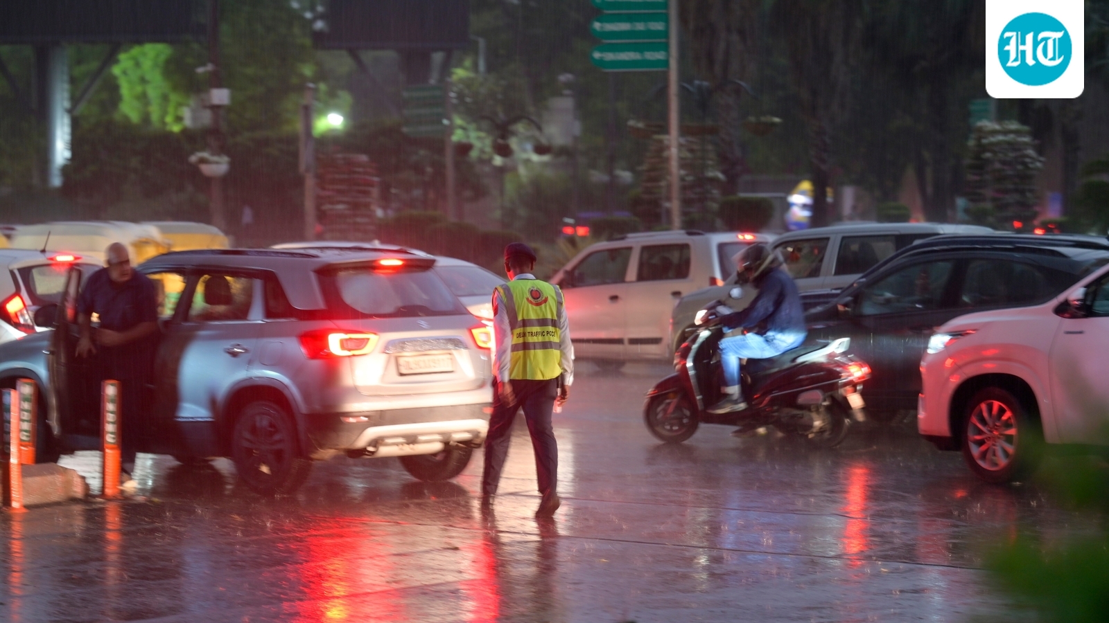 Heavy rain hits parts of Delhi NCR, IMD issues orange alert