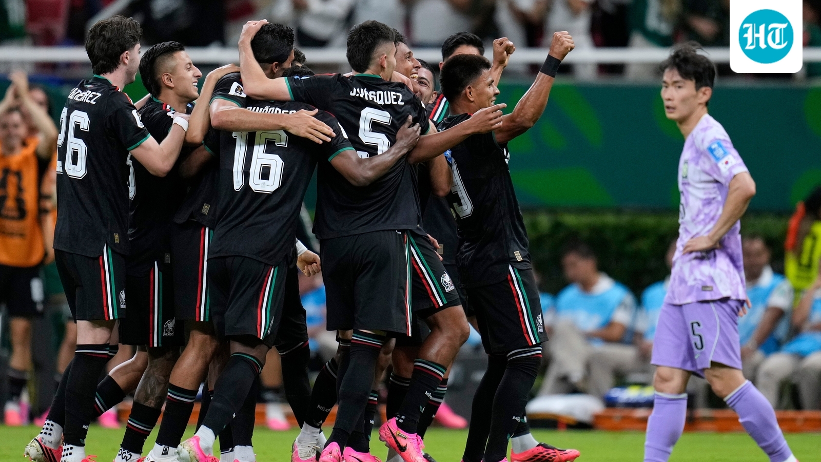 Mexico becomes first country to reach knockout stage of World Cup, beat South Korea 1-0 after Romo goal
