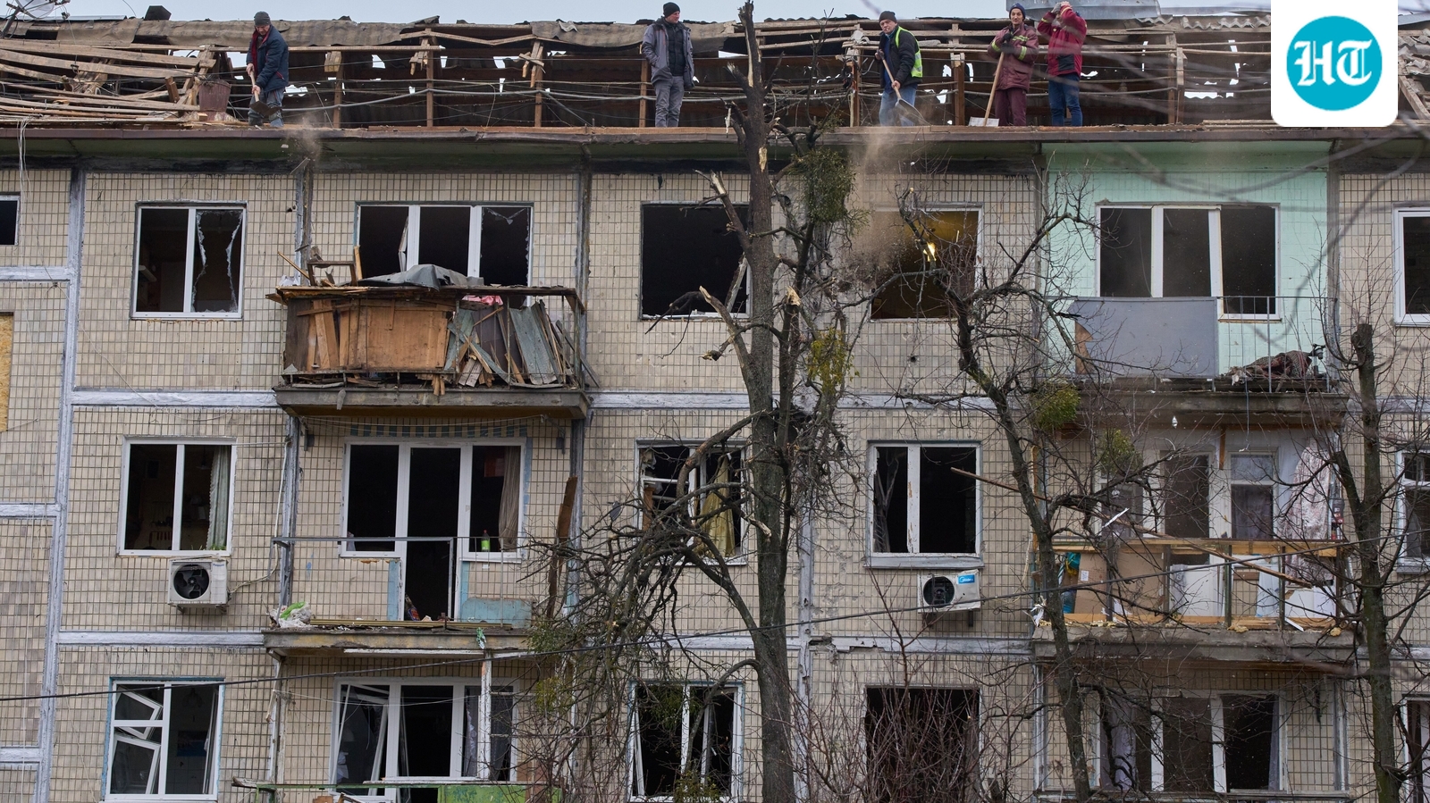 Ukraine capital Kyiv under massive Russian attack, mayor issues 'stay in shelter' warning