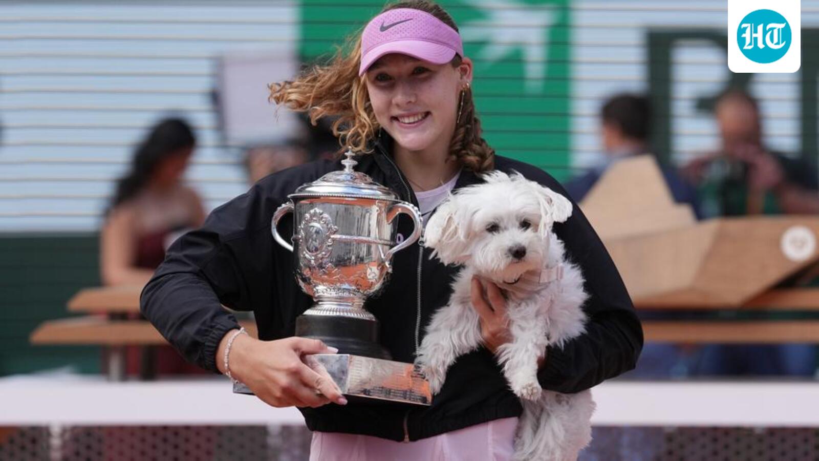 Andreeva sweeps to first Slam title on Parisian clay