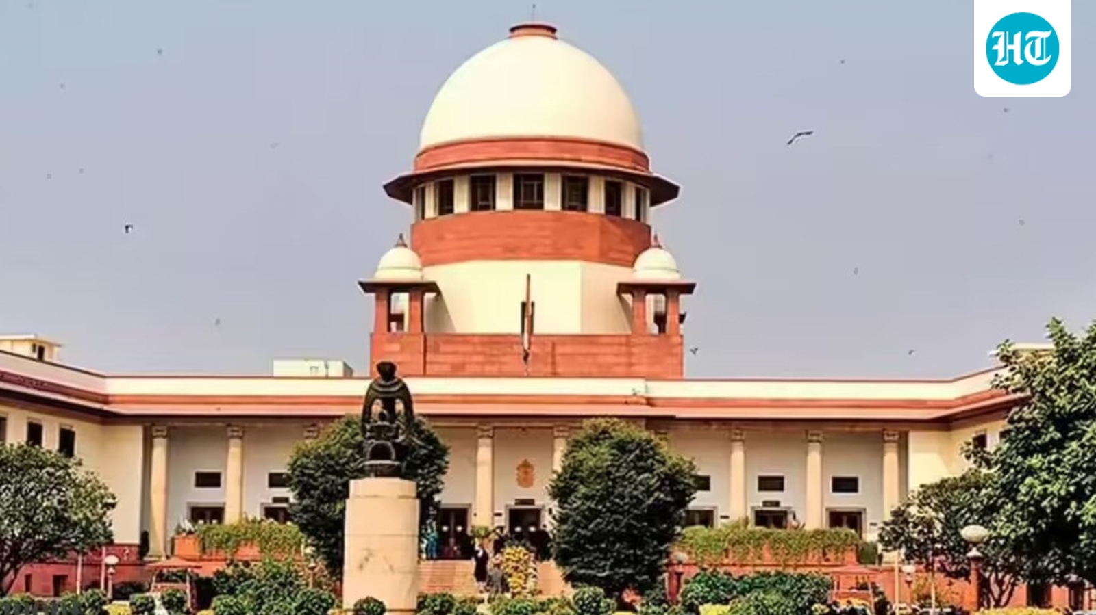 Supreme Court orders farewell for IAF officer dismissed in 1993