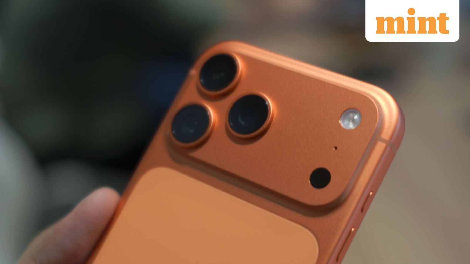 iPhone 17 Pro Max gets over  ₹11,000 discount ahead of New Year: how to grab the deal