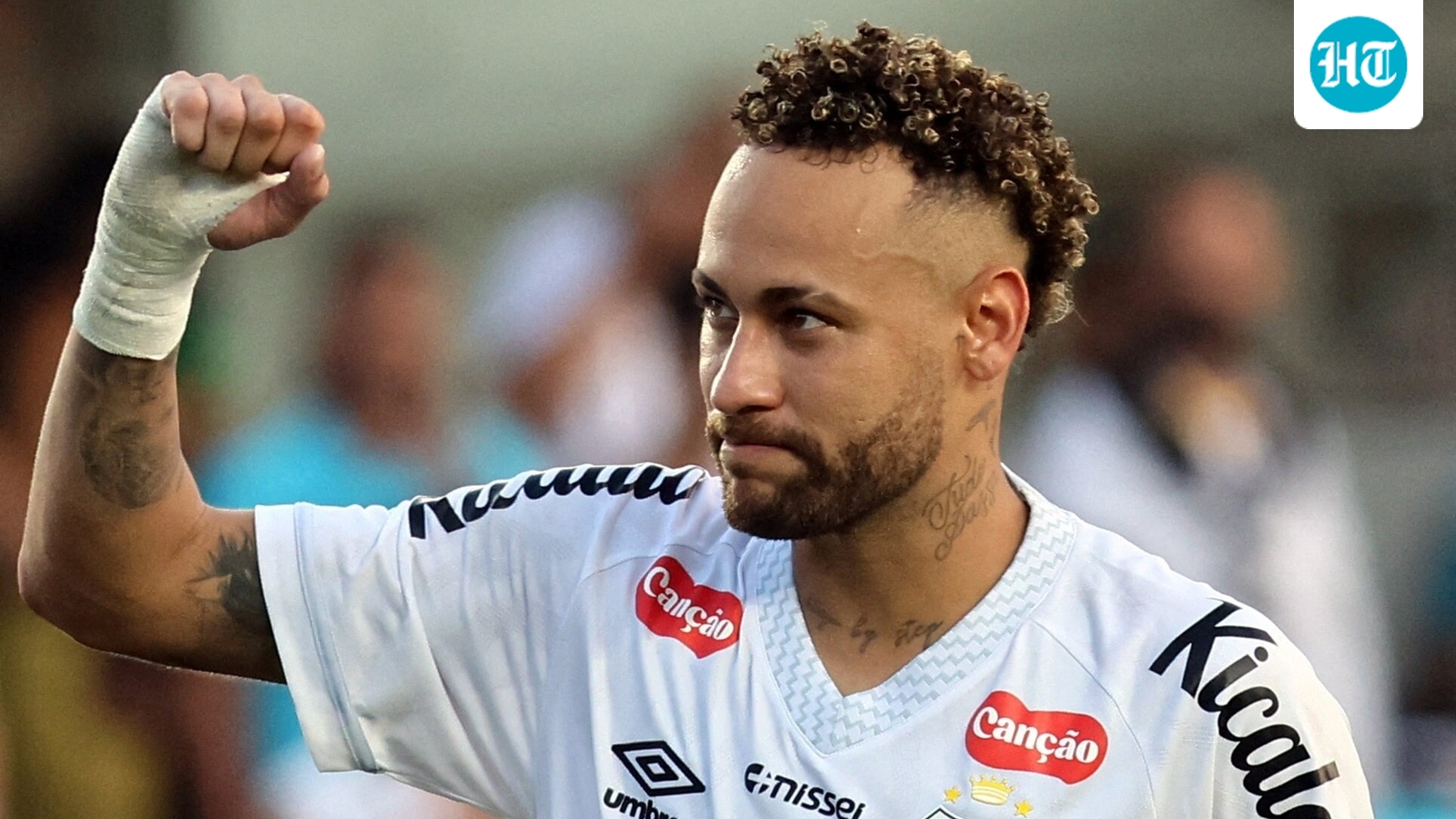 Neymar undergoes knee surgery after pulling Santos up; Hopes to join Brazil's World Cup preparations