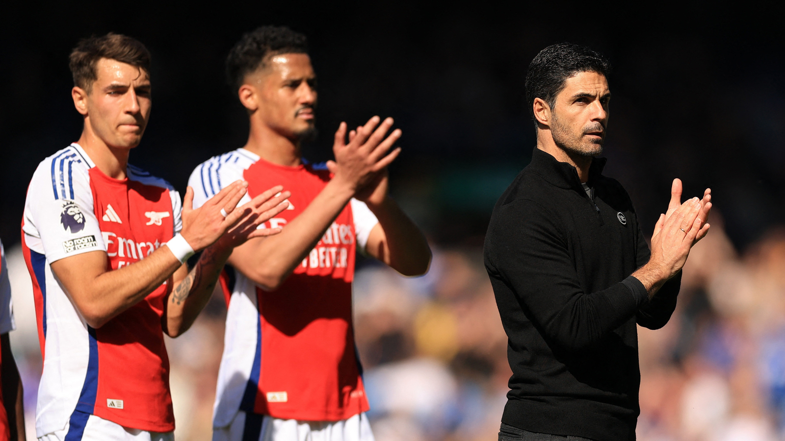 Liverpool draw closer to Premier League title after Arsenal play out draw against Everton