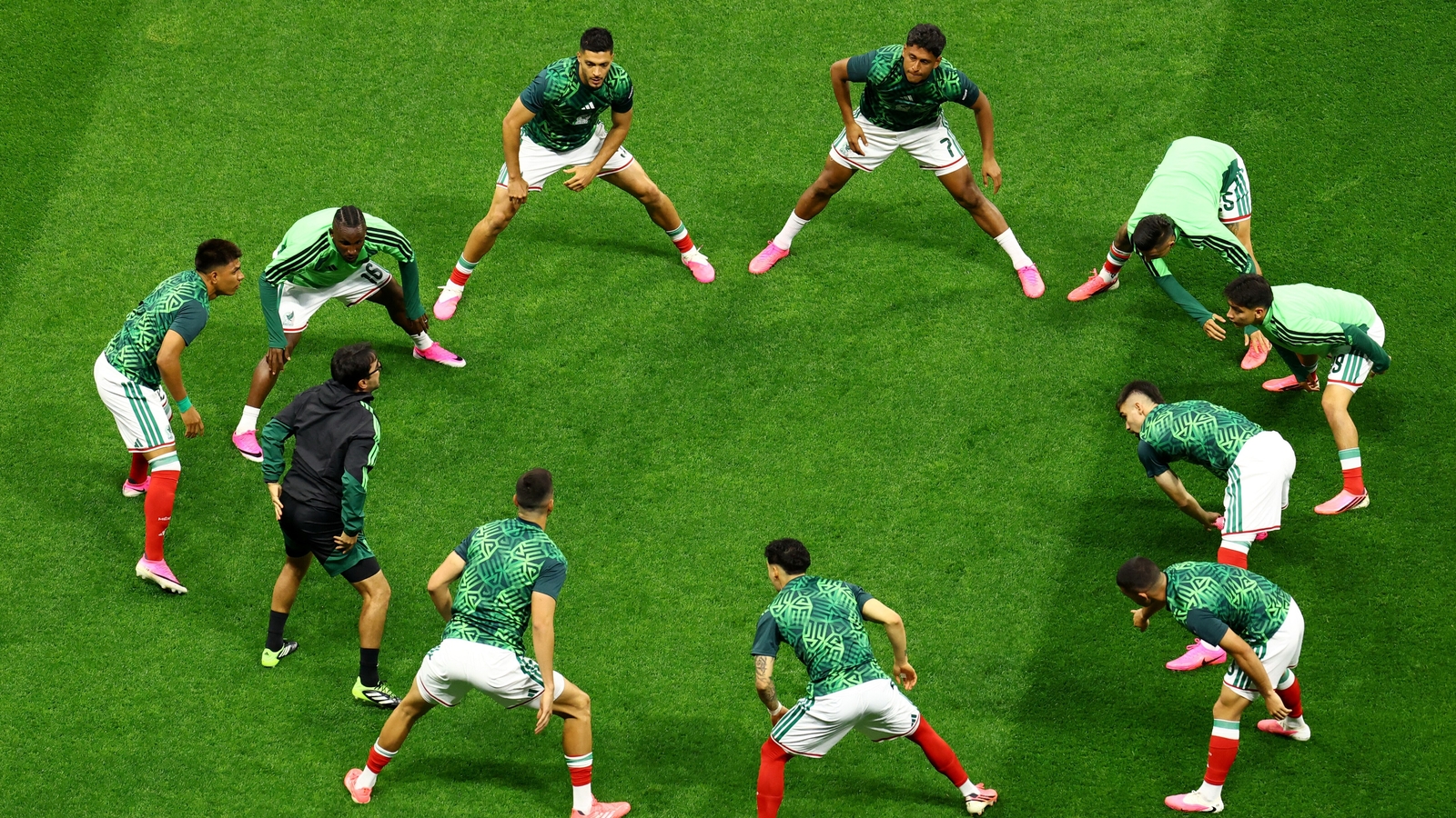 Why is Mexico vs Ecuador delayed and when will the Round of 32 match start? FIFA issues official update