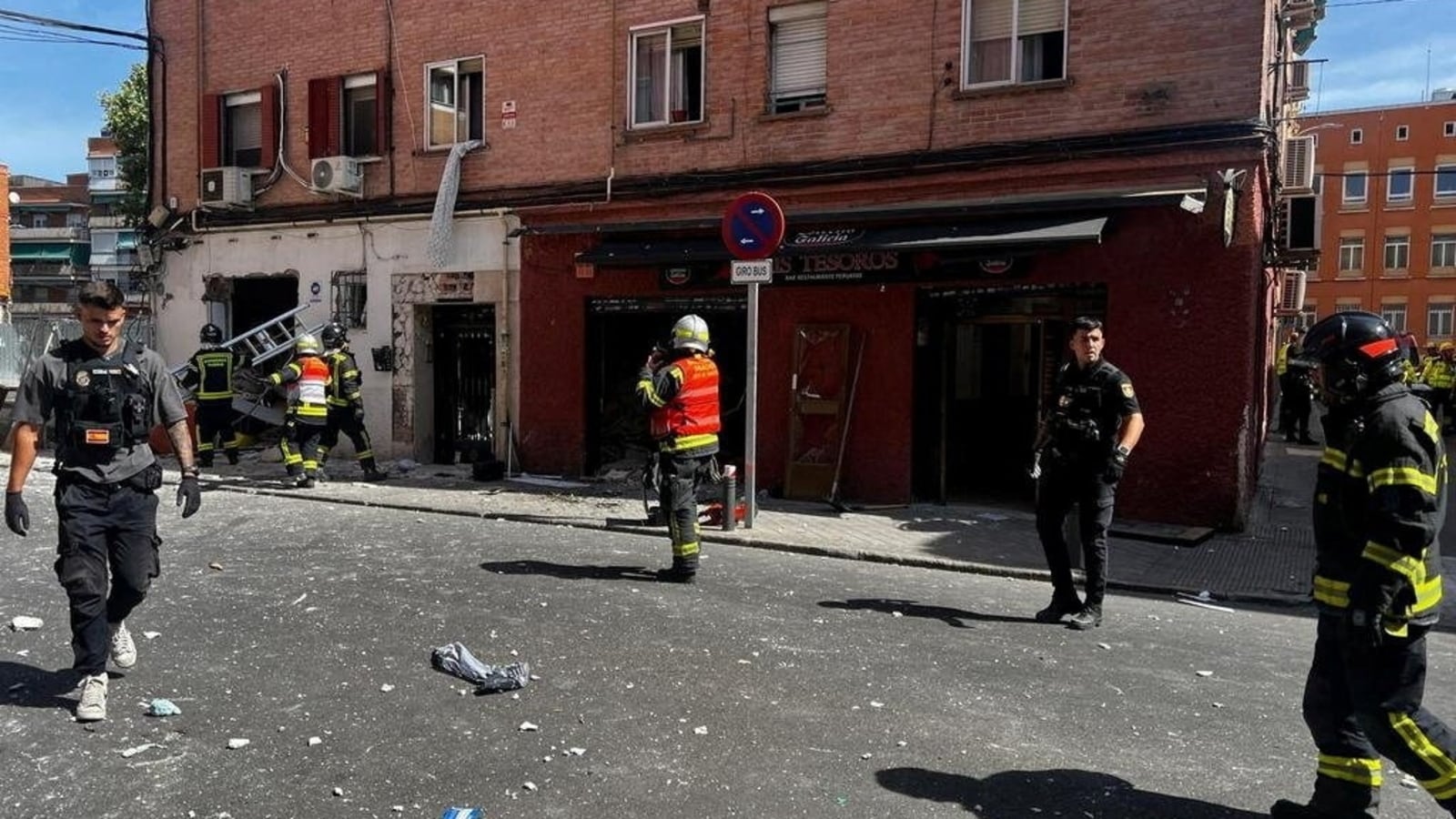 21 injured after explosion in a bar in Madrid