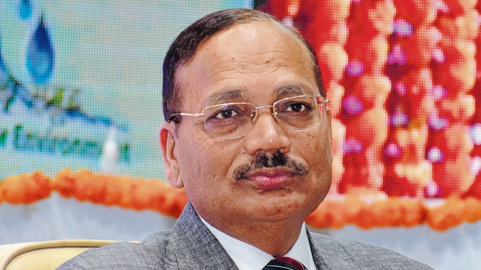 Standing by conscience defines paths: Justice Surya Kant