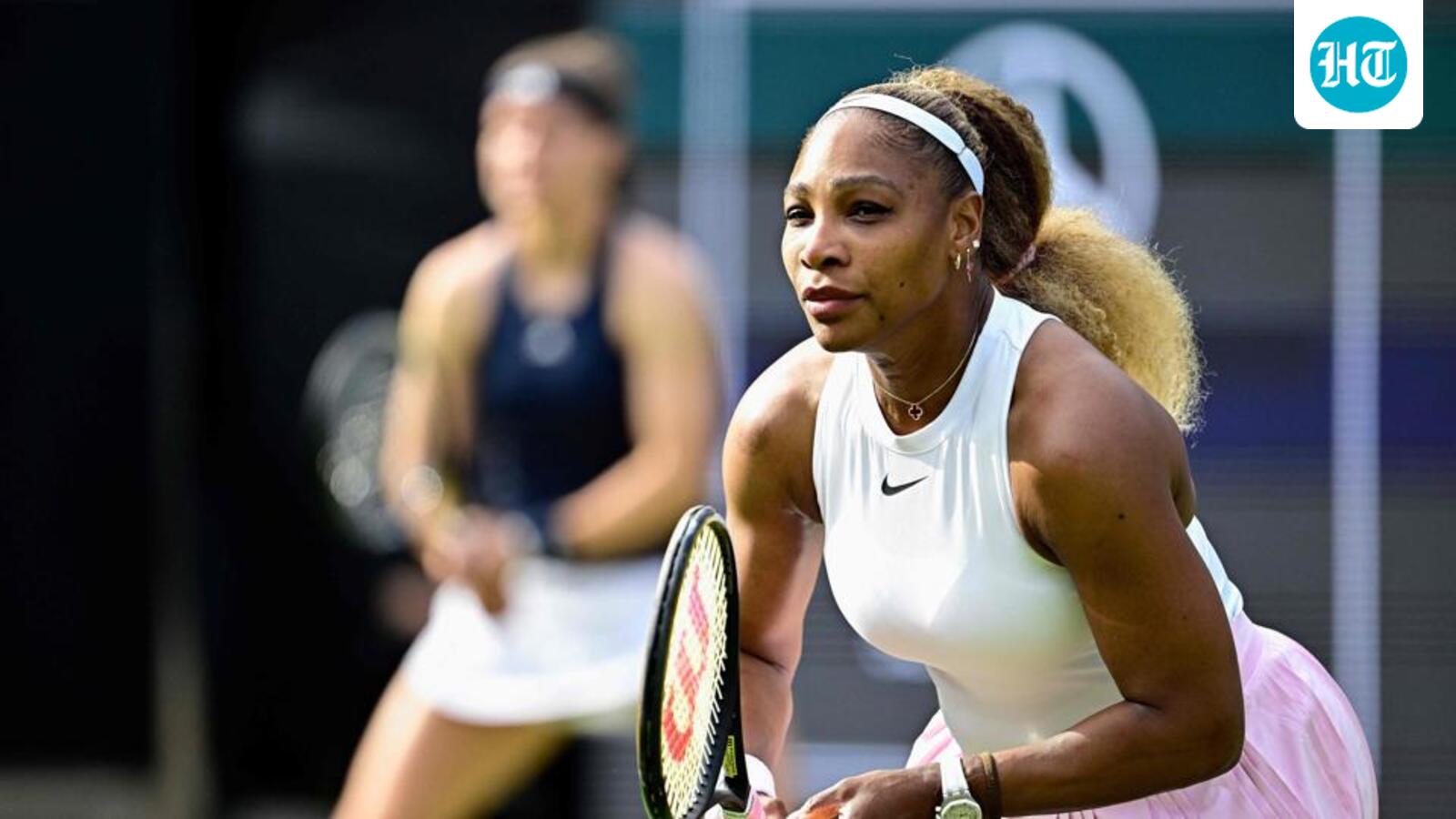Serena throws her hat into the ring again