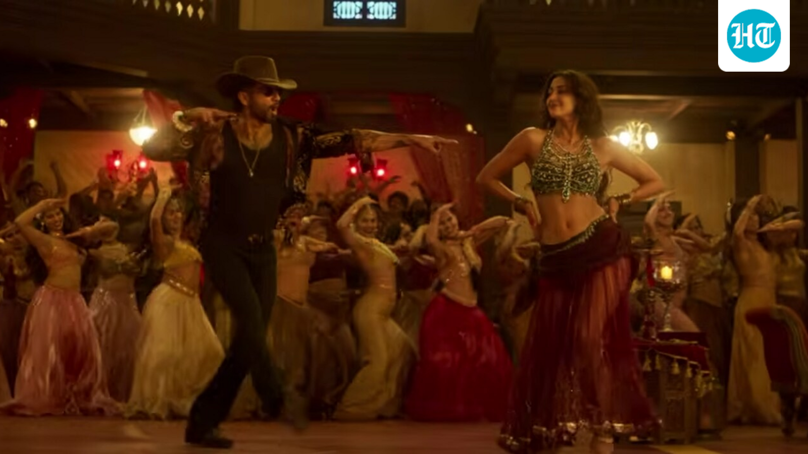 O Romeo's Aasiqon Ki Colony ‘bores’ internet but Shahid Kapoor's moonwalk impresses: ‘This song put me to sleep’