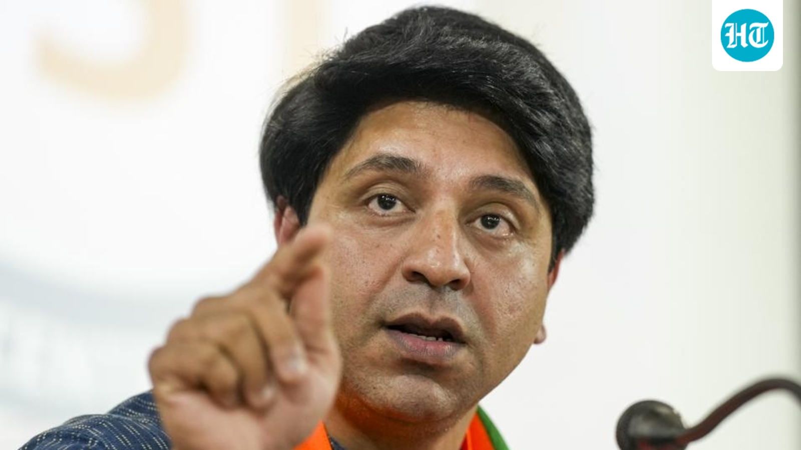 ‘Tukde tukde’, ‘not a big part’: How BJP, Congress reacted to Tharoor skipping AICC meeting