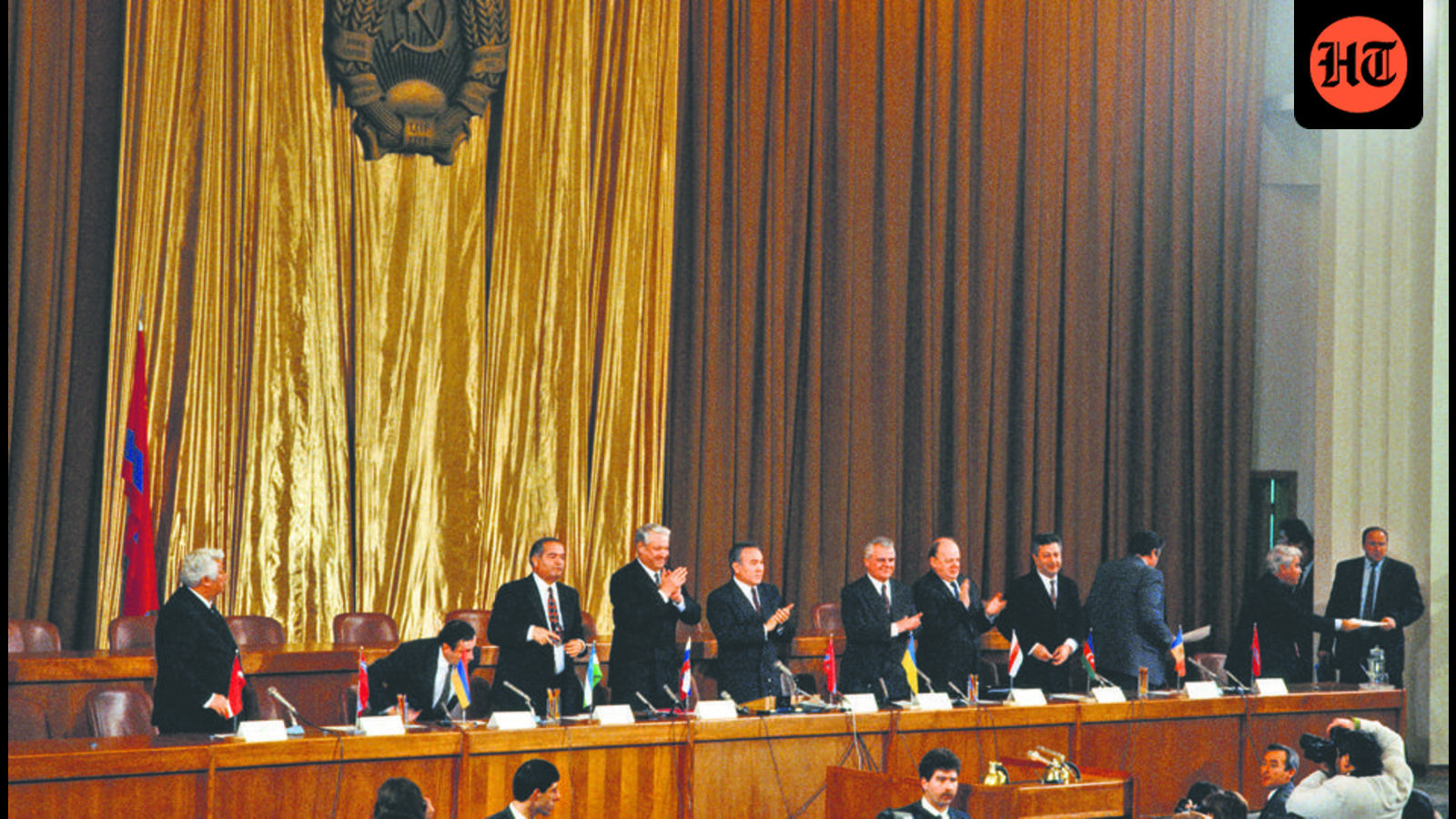 HT Archive: USSR disbands, 11 republics forge a new world order