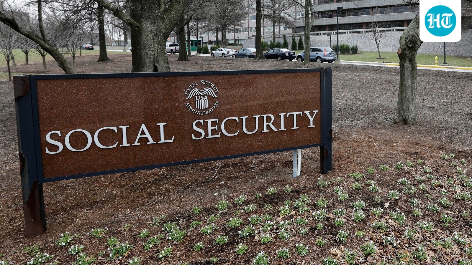 Social Security update: First estimate for 2027 COLA revealed, seniors can expect 0.3% decrease from 2026