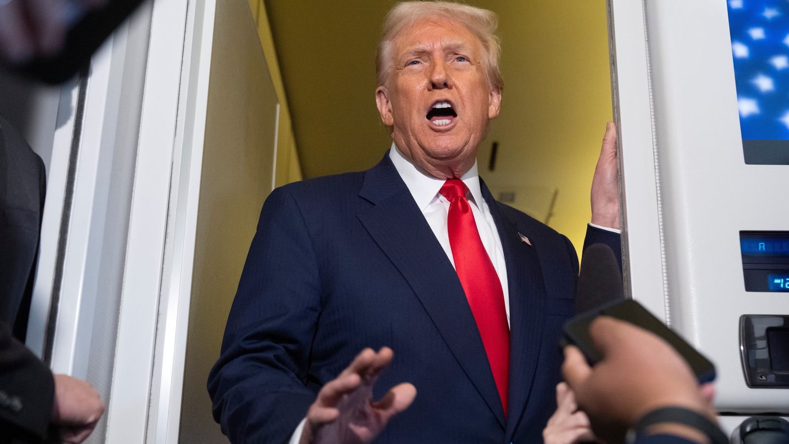 'Guns-a-blazing...': Trump threatens Nigeria over alleged Christian killings