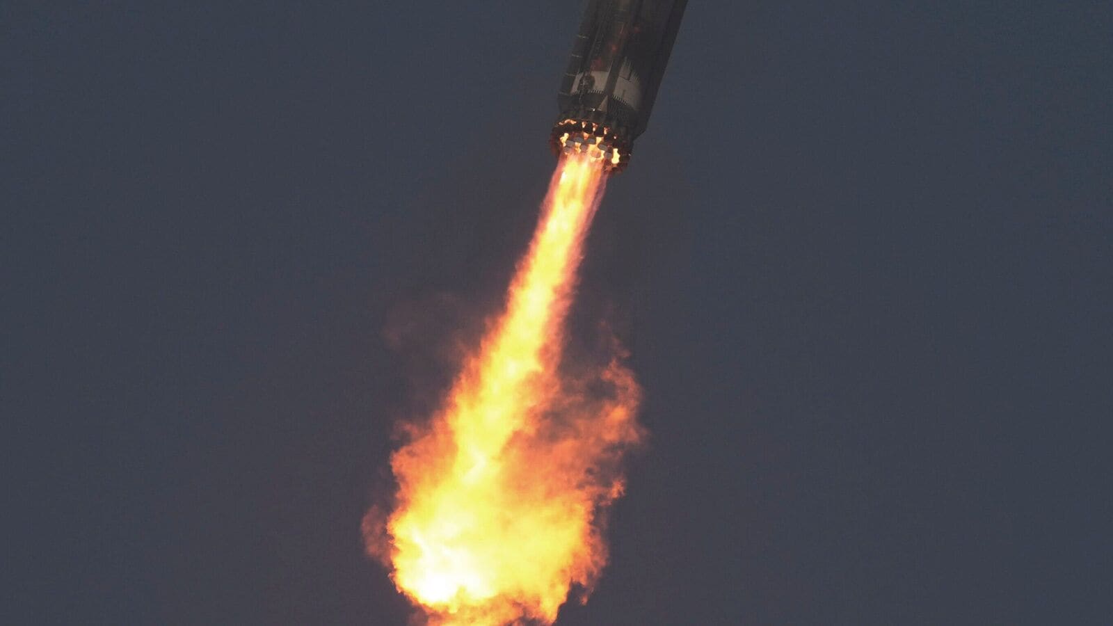 SpaceX loses contact with Starship 8, spacecraft blows up, viral videos show explosion and stunning fireball shower