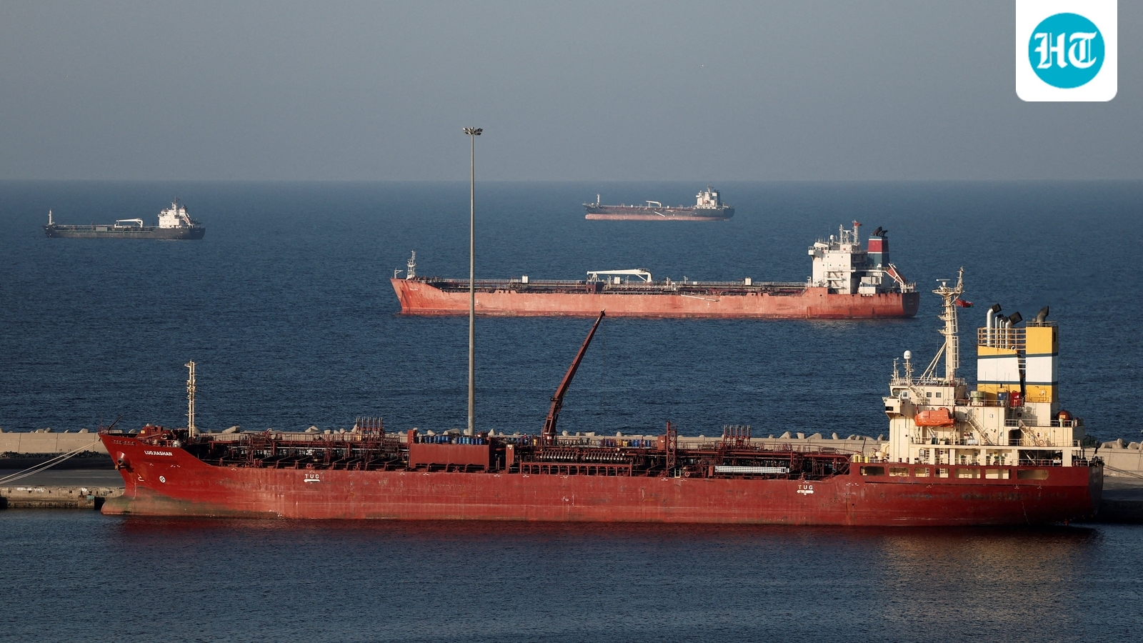 Russia, China veto UN resolution on reopening Strait of Hormuz