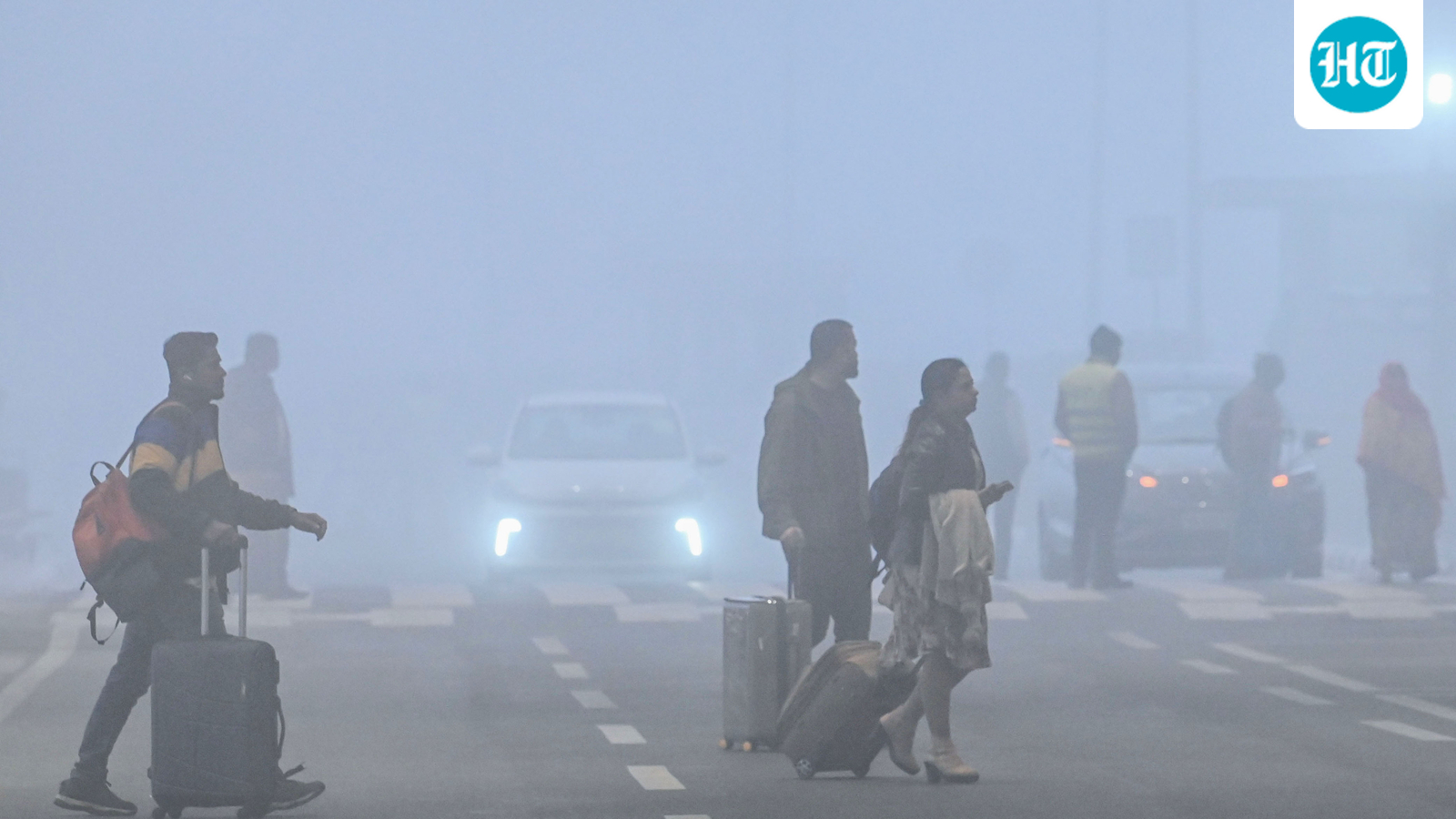 Foggy conditions disrupt flight operations; SpiceJet, IndiGo issue travel advisories