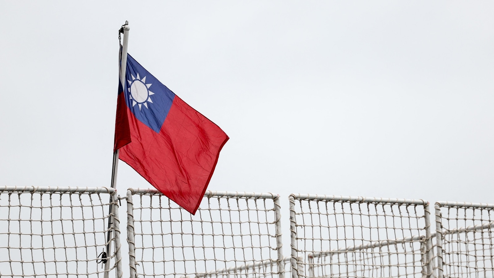Taiwan detects 22 PLA sorties, 10 PLAN vessels around its territory