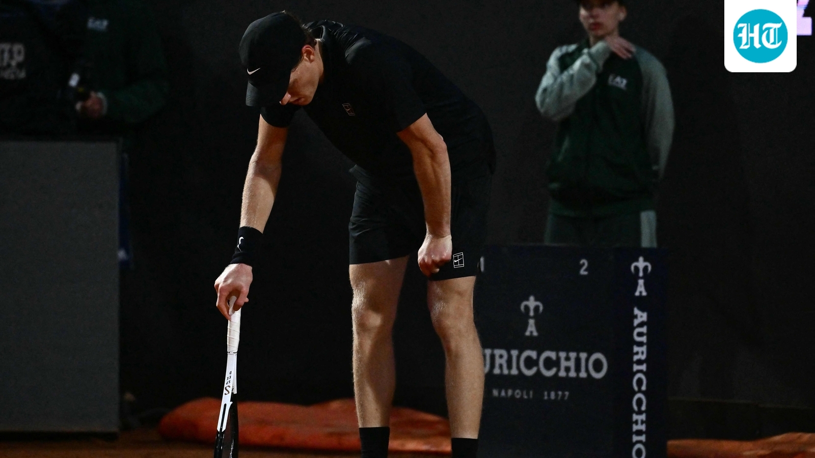 As Jannik Sinner struggles vs Medvedev, GF Laila Hasanovic makes sweet gesture
