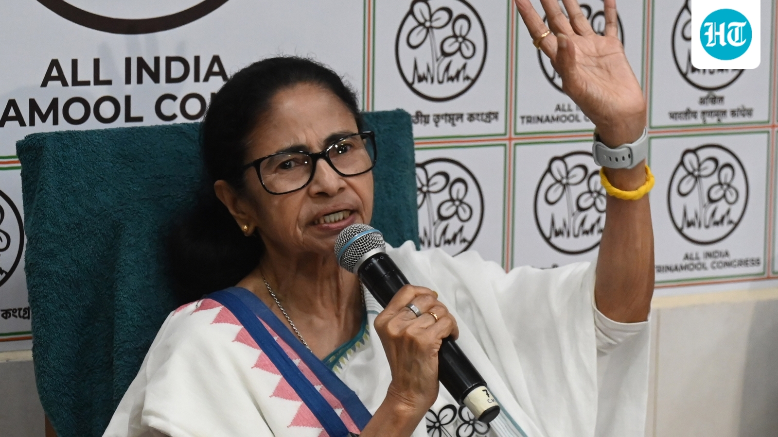 'Not a happy situation': SC on Mamata Banerjee 'barging' during ED raids